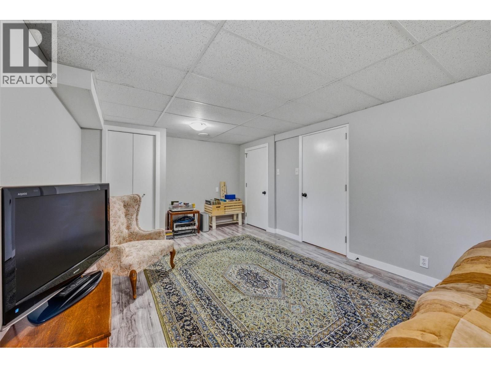  6926 Rugg Road, Vernon