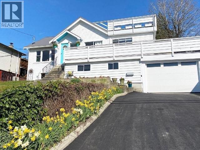 4516 MARINE AVE - 1