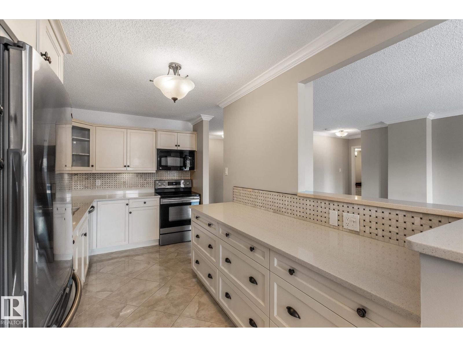 #506 9929 113 ST NW, Edmonton