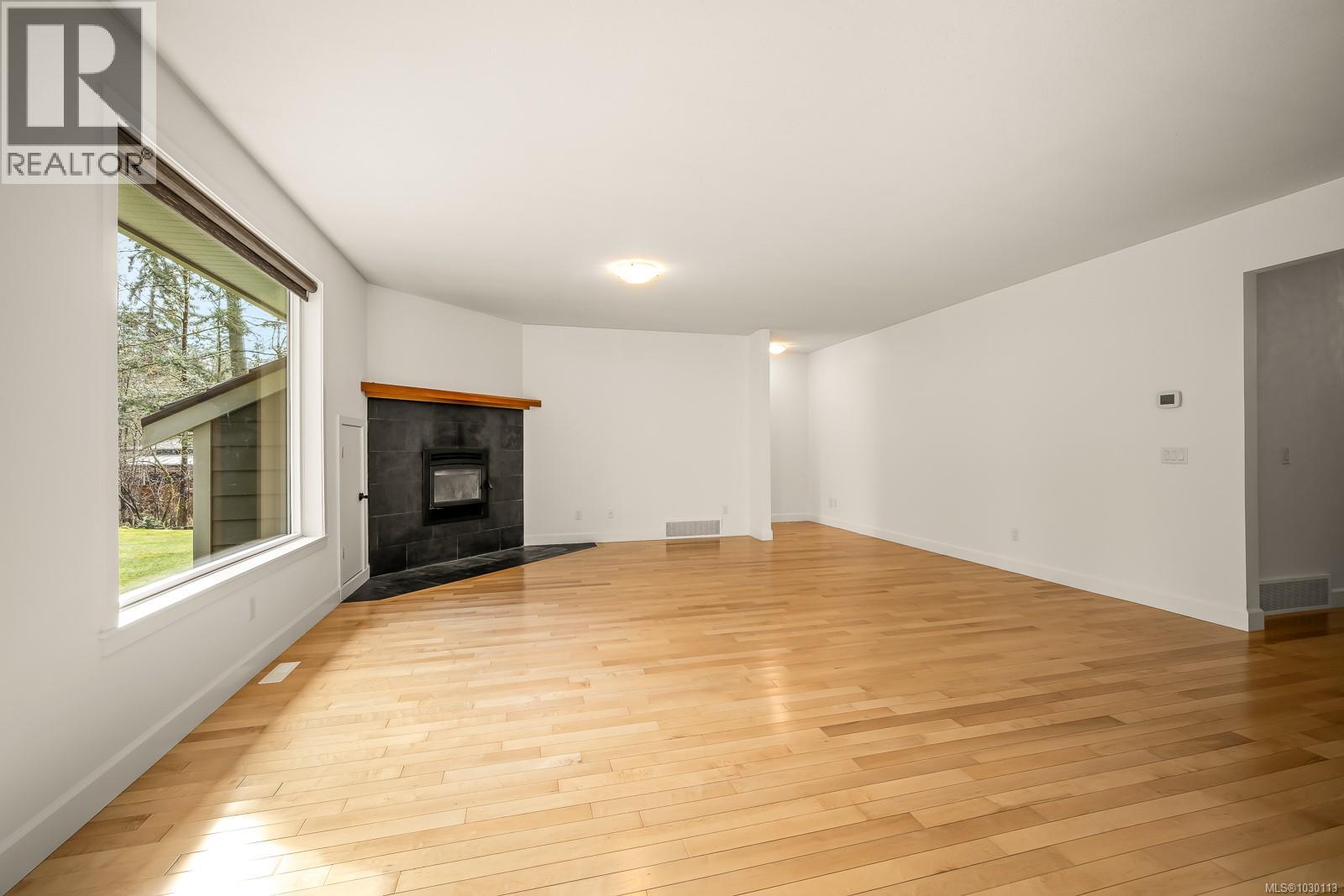 176 Webb Rd, Courtenay