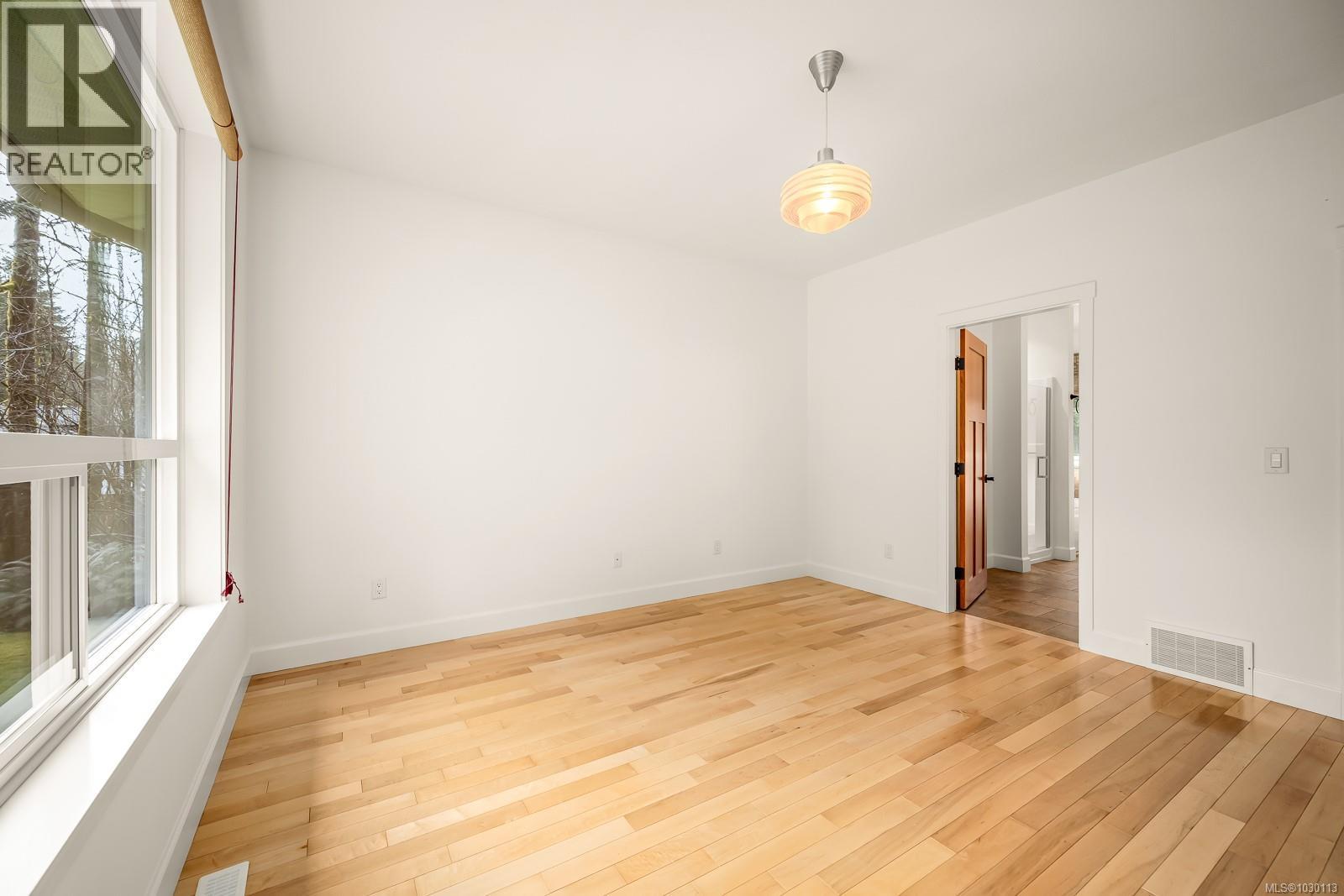 176 Webb Rd, Courtenay