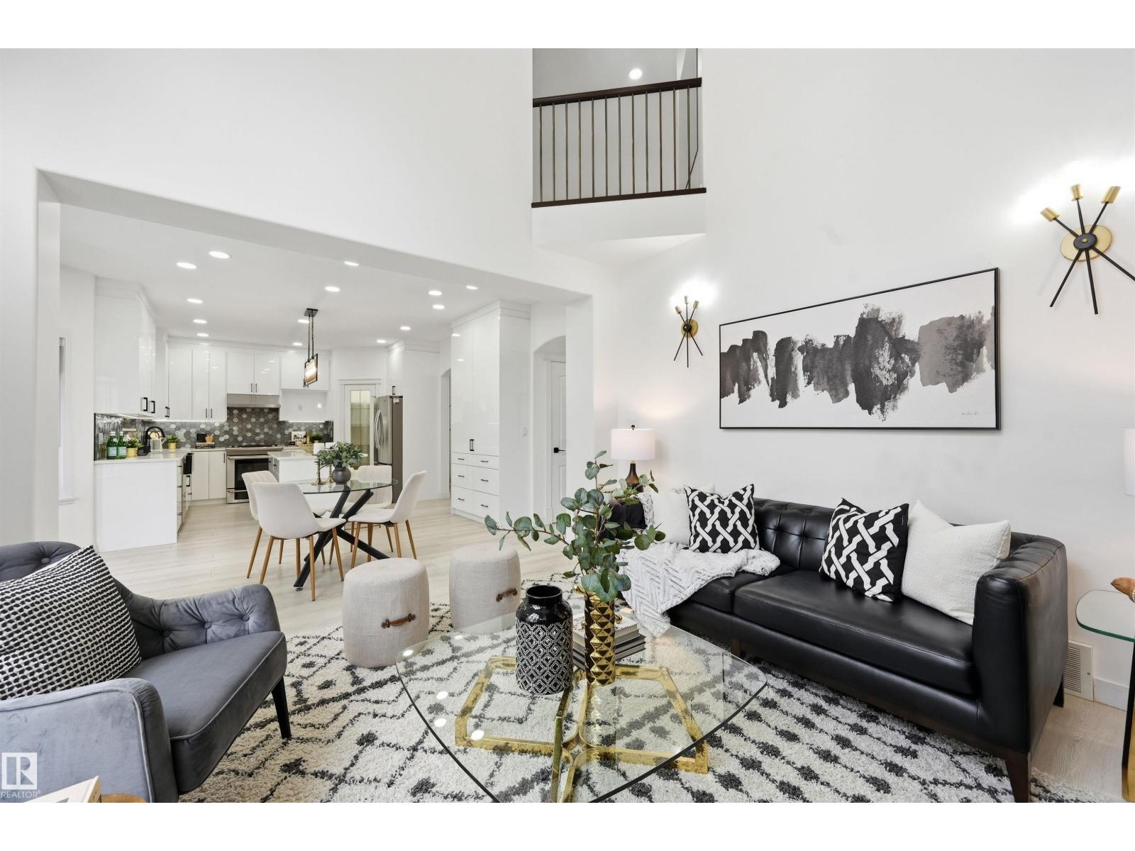 926 THOMPSON PL NW, Edmonton