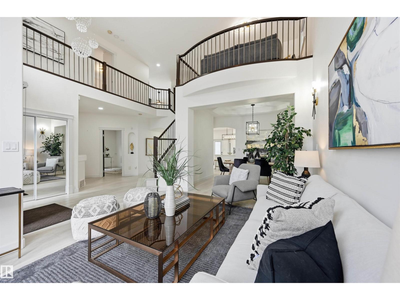 926 THOMPSON PL NW, Edmonton