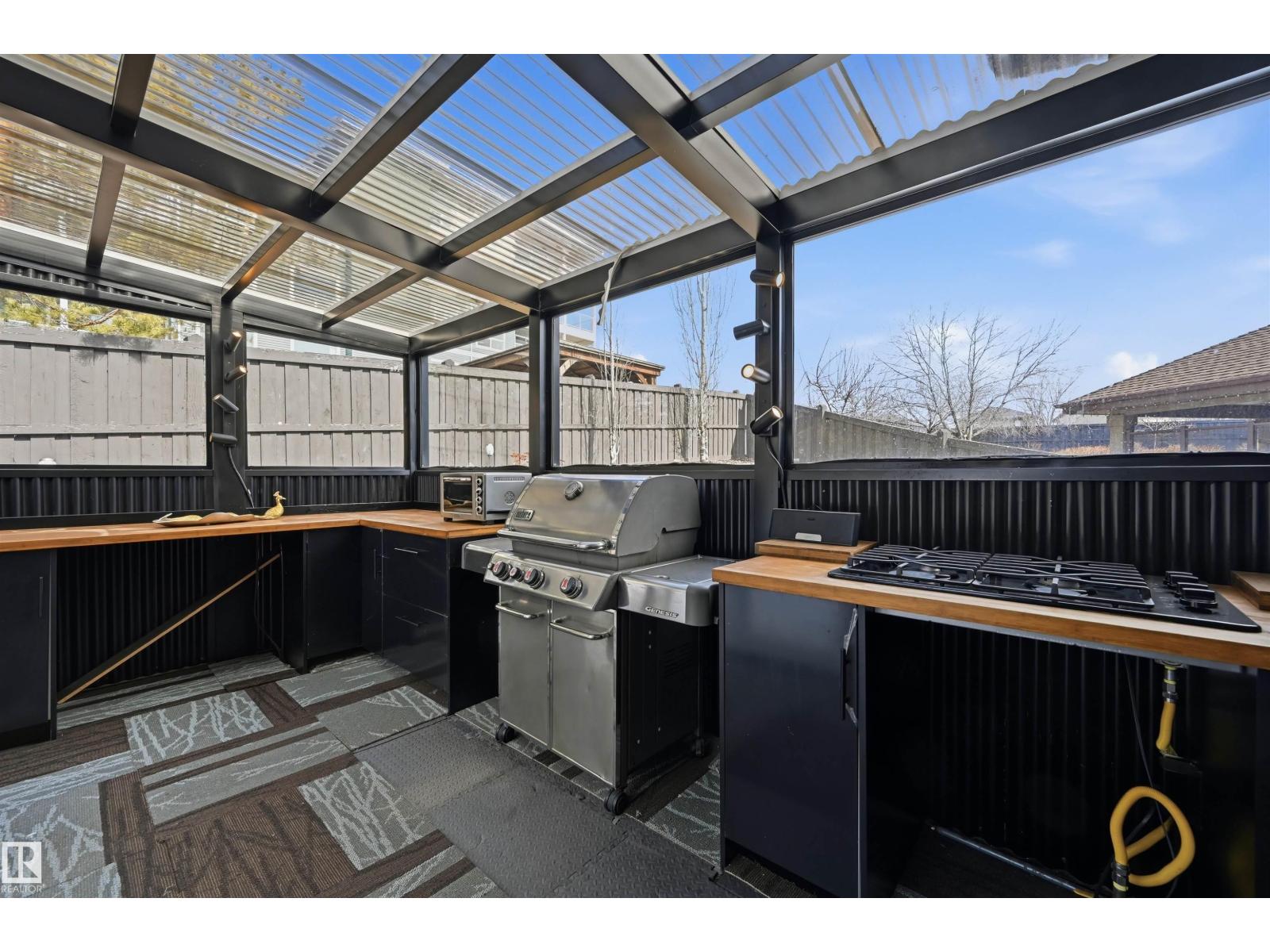 926 THOMPSON PL NW, Edmonton