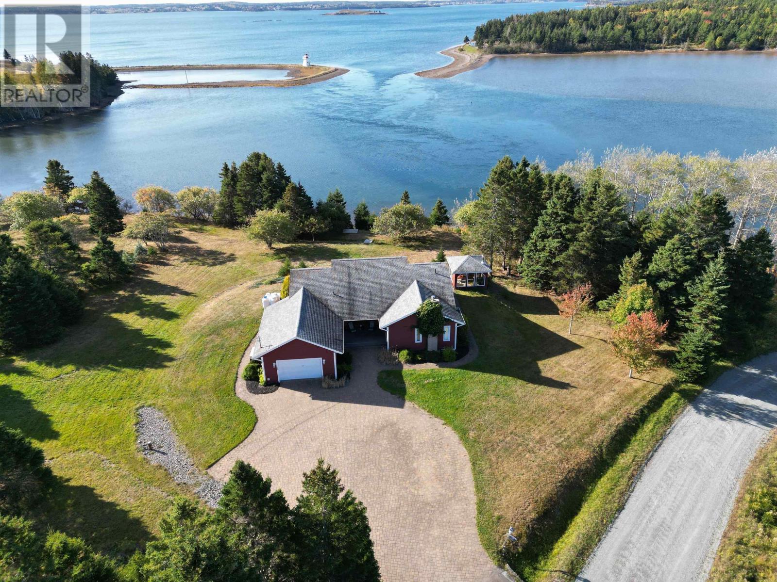 Property 11 of 47 of 11 Wharf Road