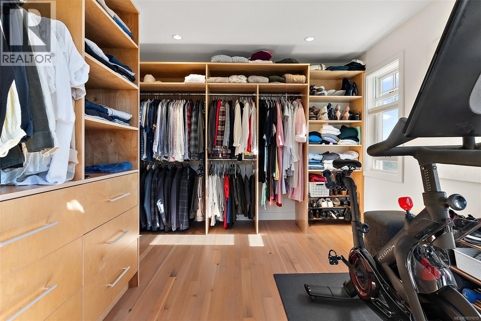 614 Monterey Ave - 27