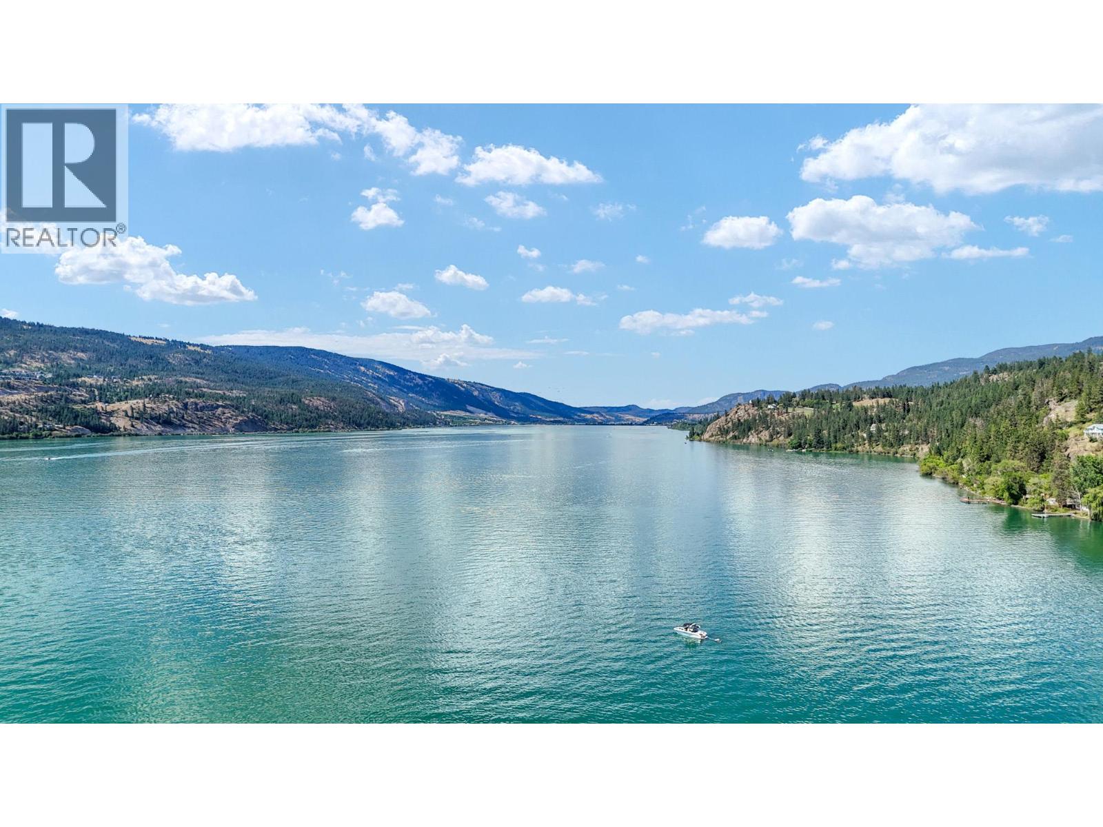 3570 Woodsdale Road Unit# 303, Lake Country