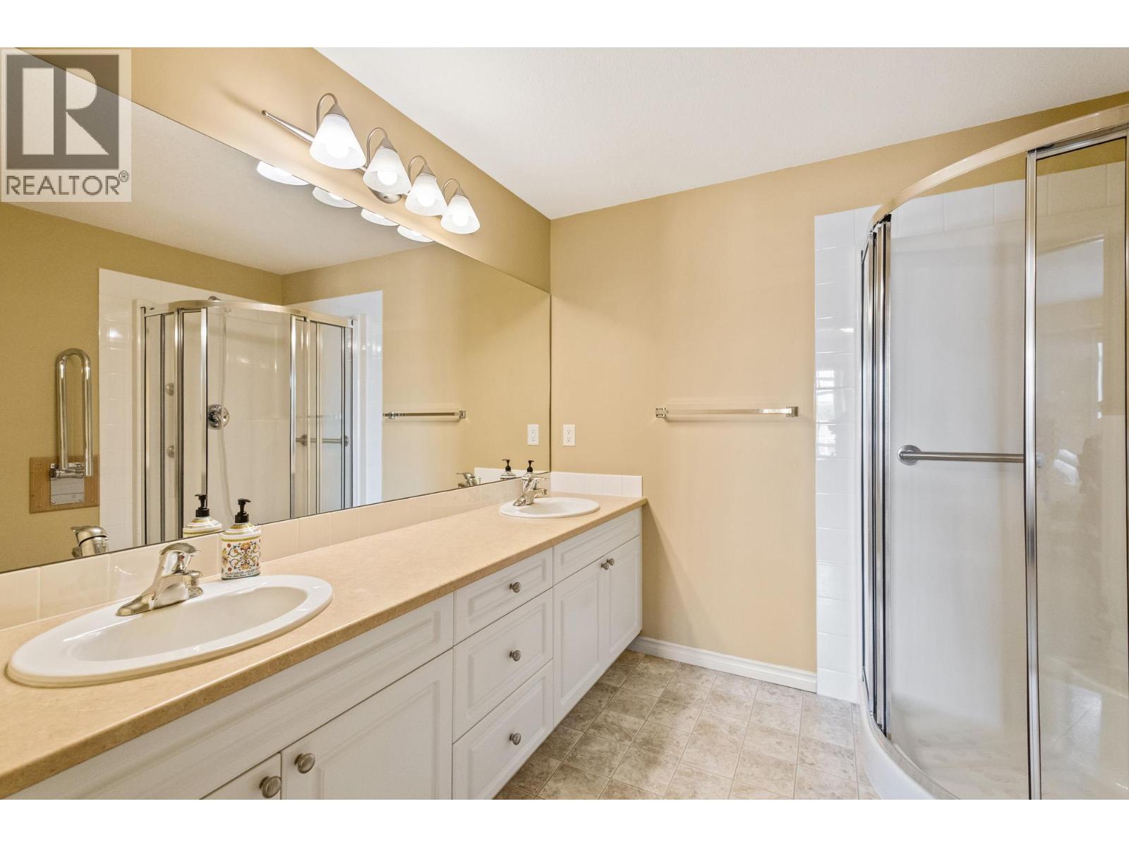 3570 Woodsdale Road Unit# 303, Lake Country