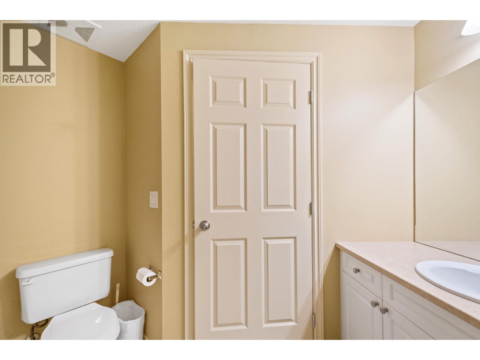 3570 Woodsdale Road Unit# 303, Lake Country