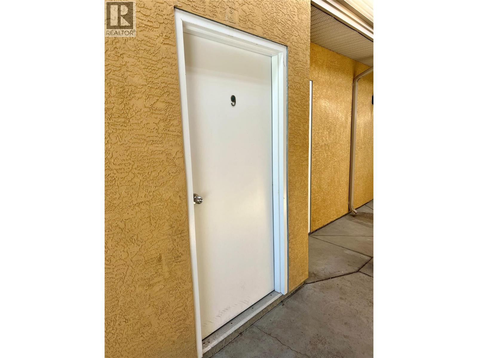 3570 Woodsdale Road Unit# 303, Lake Country