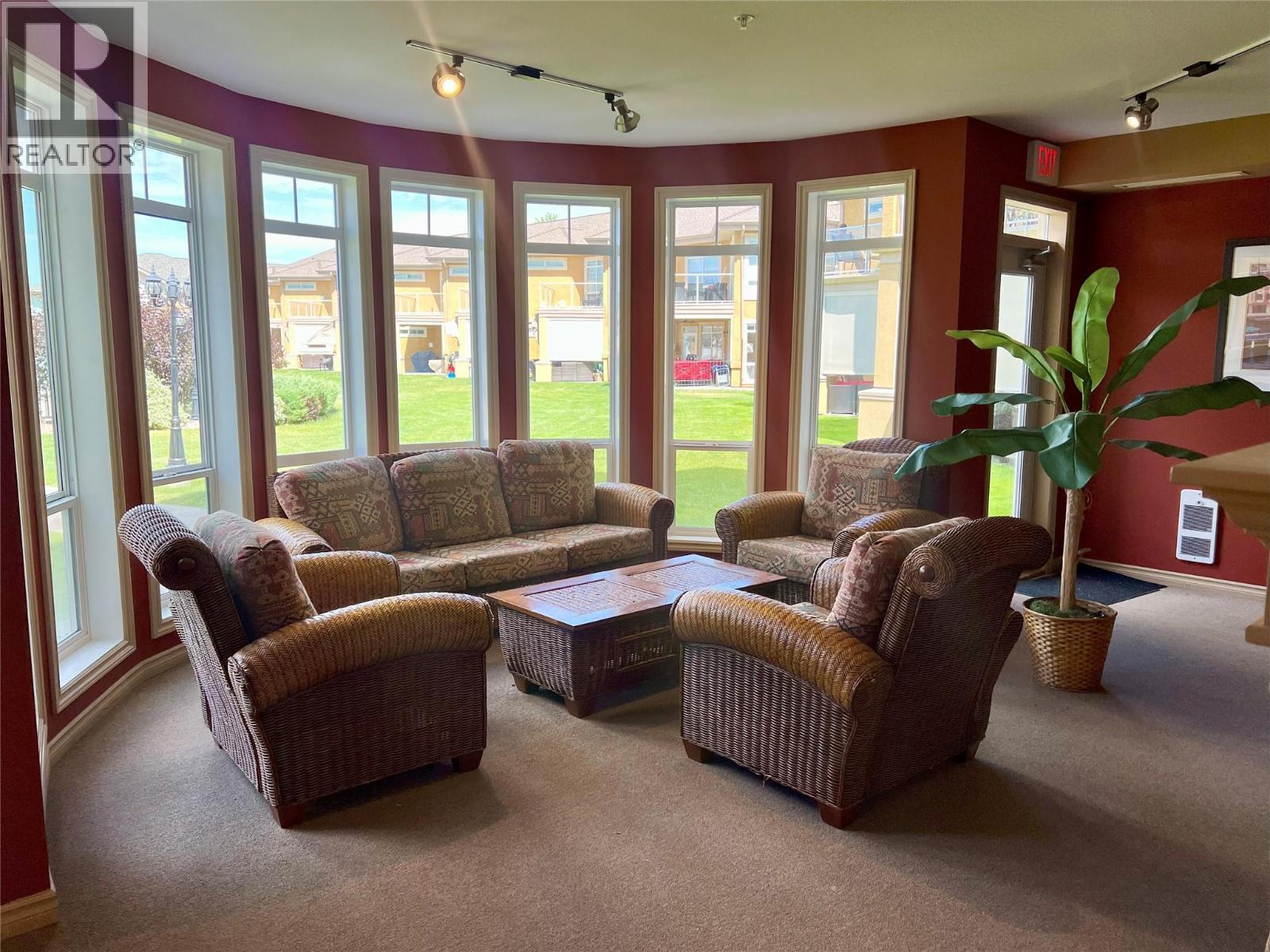 3570 Woodsdale Road Unit# 303, Lake Country