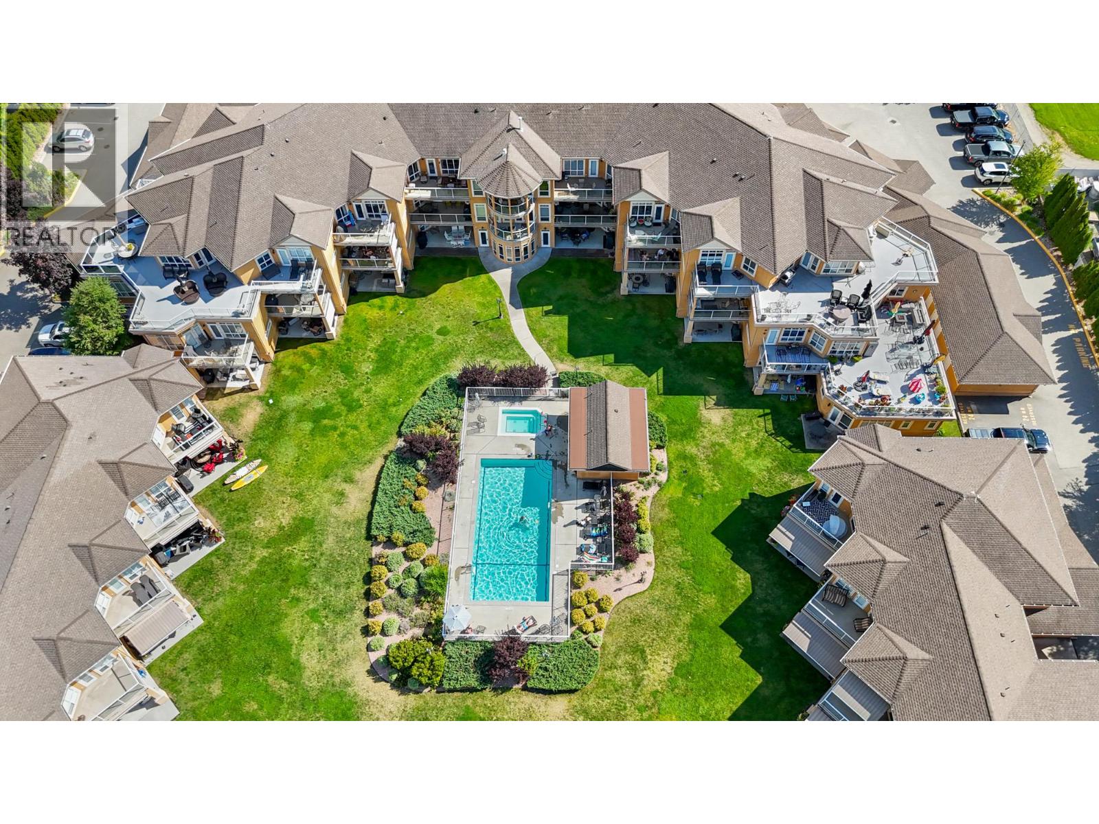 3570 Woodsdale Road Unit# 303, Lake Country