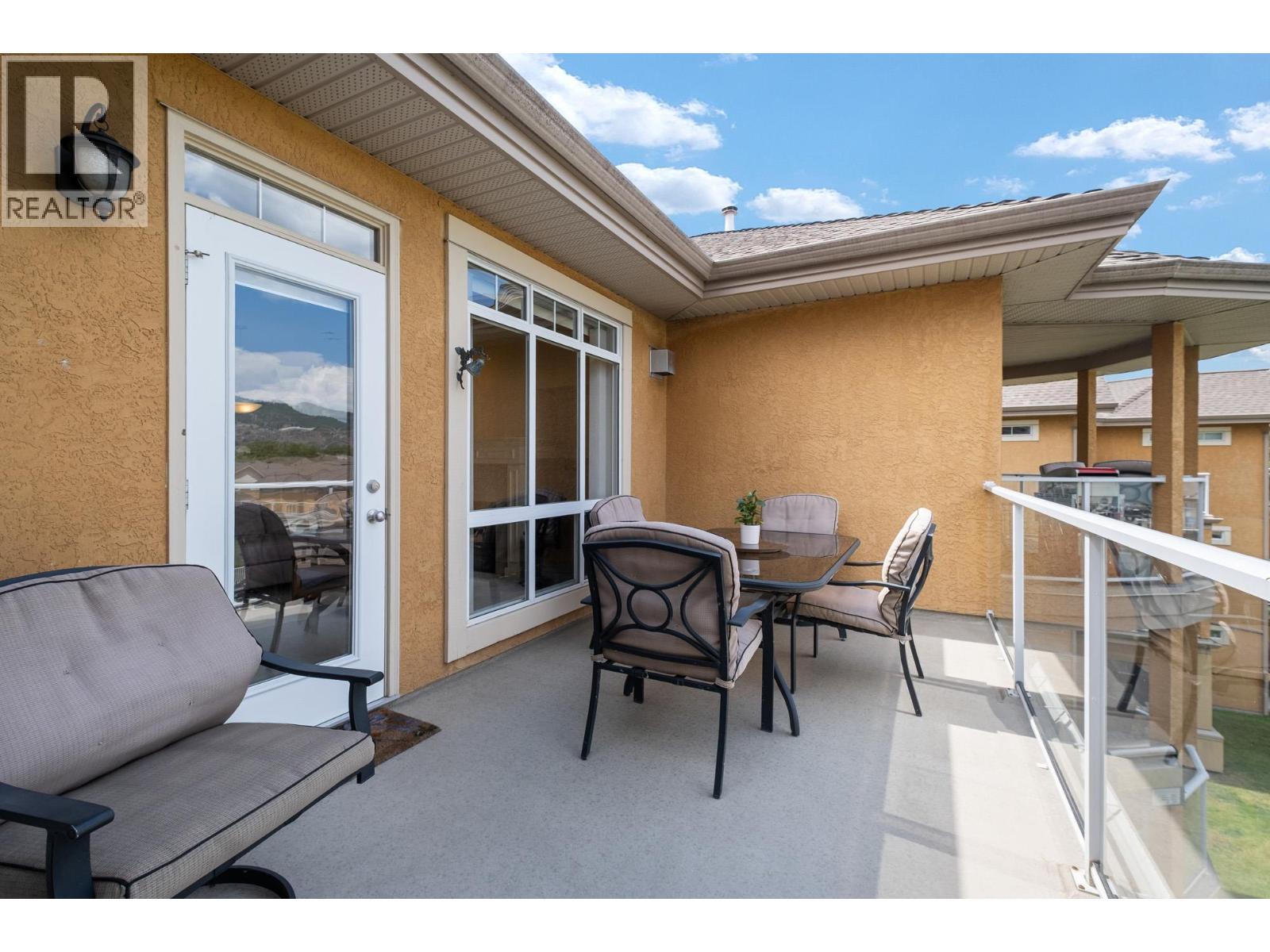 3570 Woodsdale Road Unit# 303, Lake Country