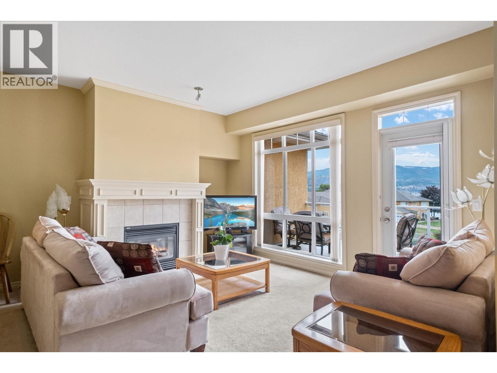 3570 Woodsdale Road Unit# 303, Lake Country