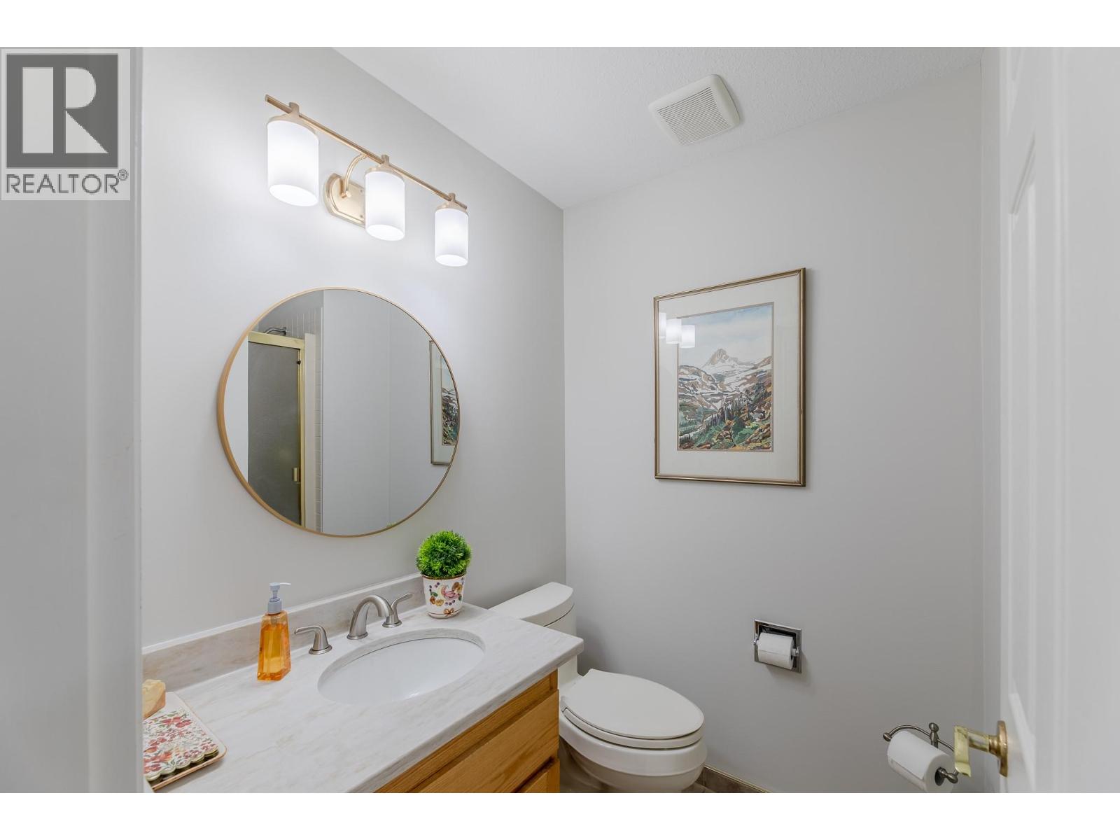 #107 3146 PARIS STREET - 29