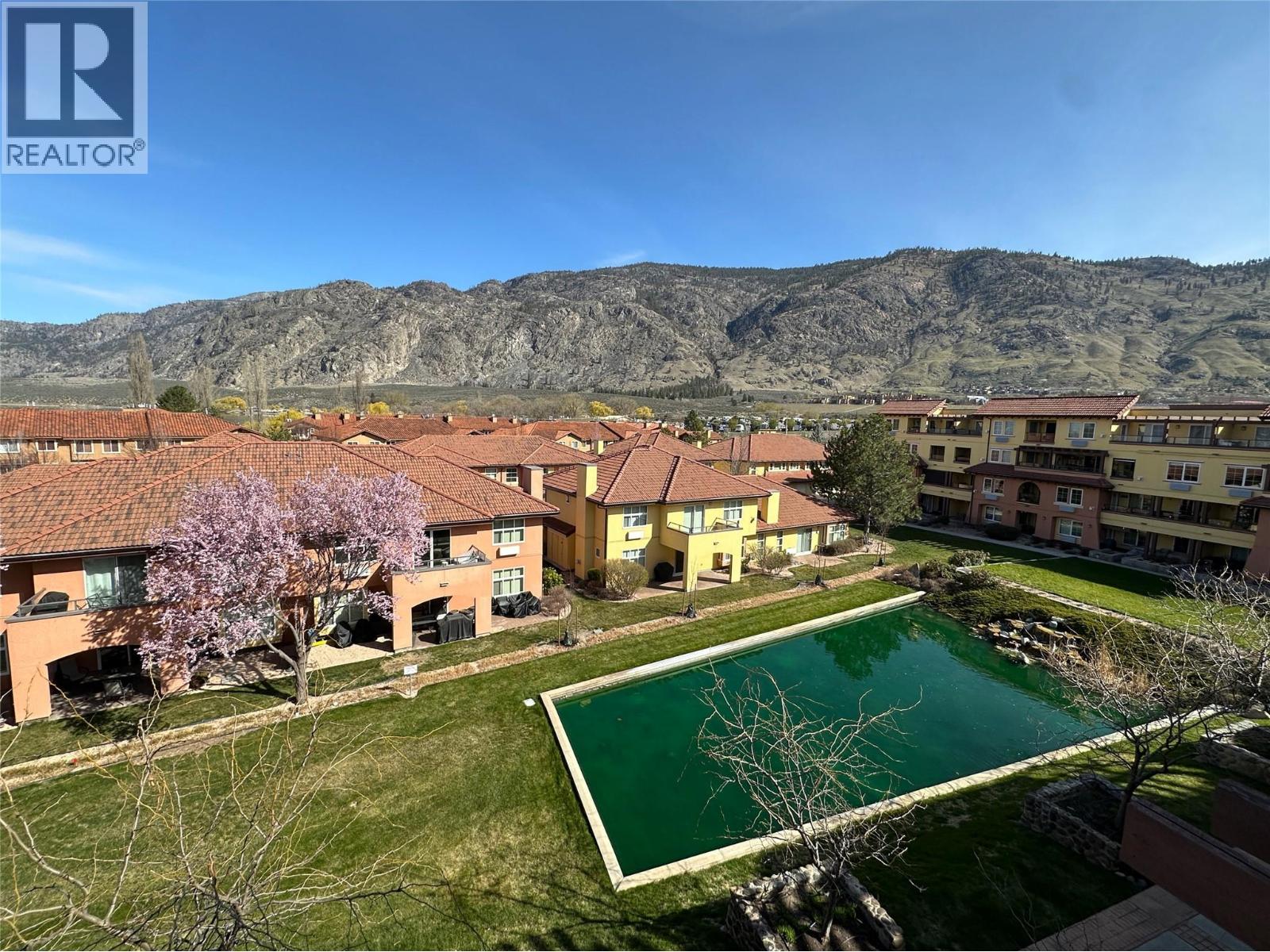 7600 COTTONWOOD Drive Unit# 425, Osoyoos
