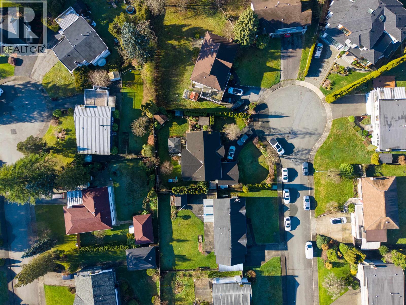 7158 CARDINAL COURT, Burnaby