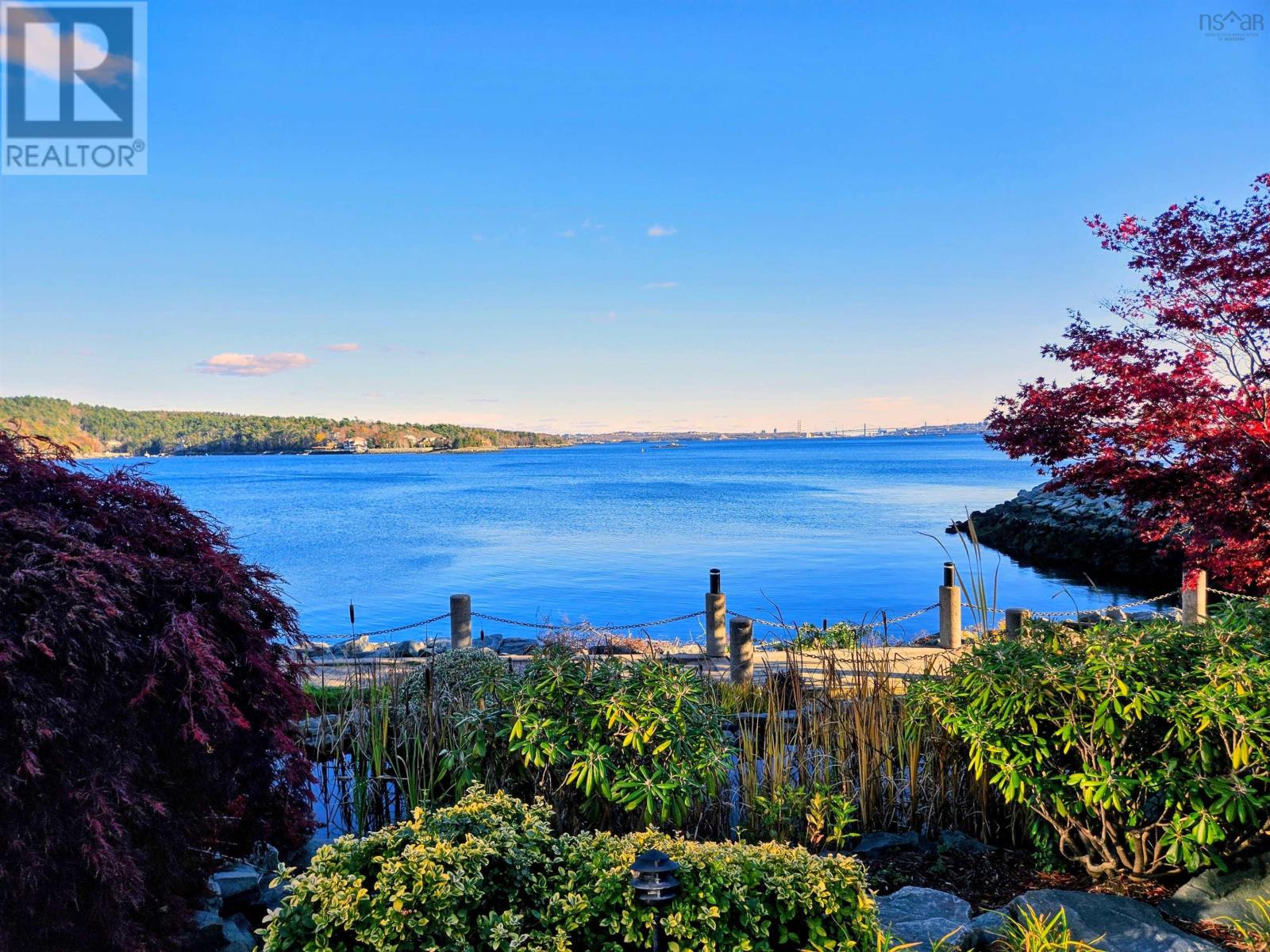 #103 30 WATERFRONT DRIVE - 10