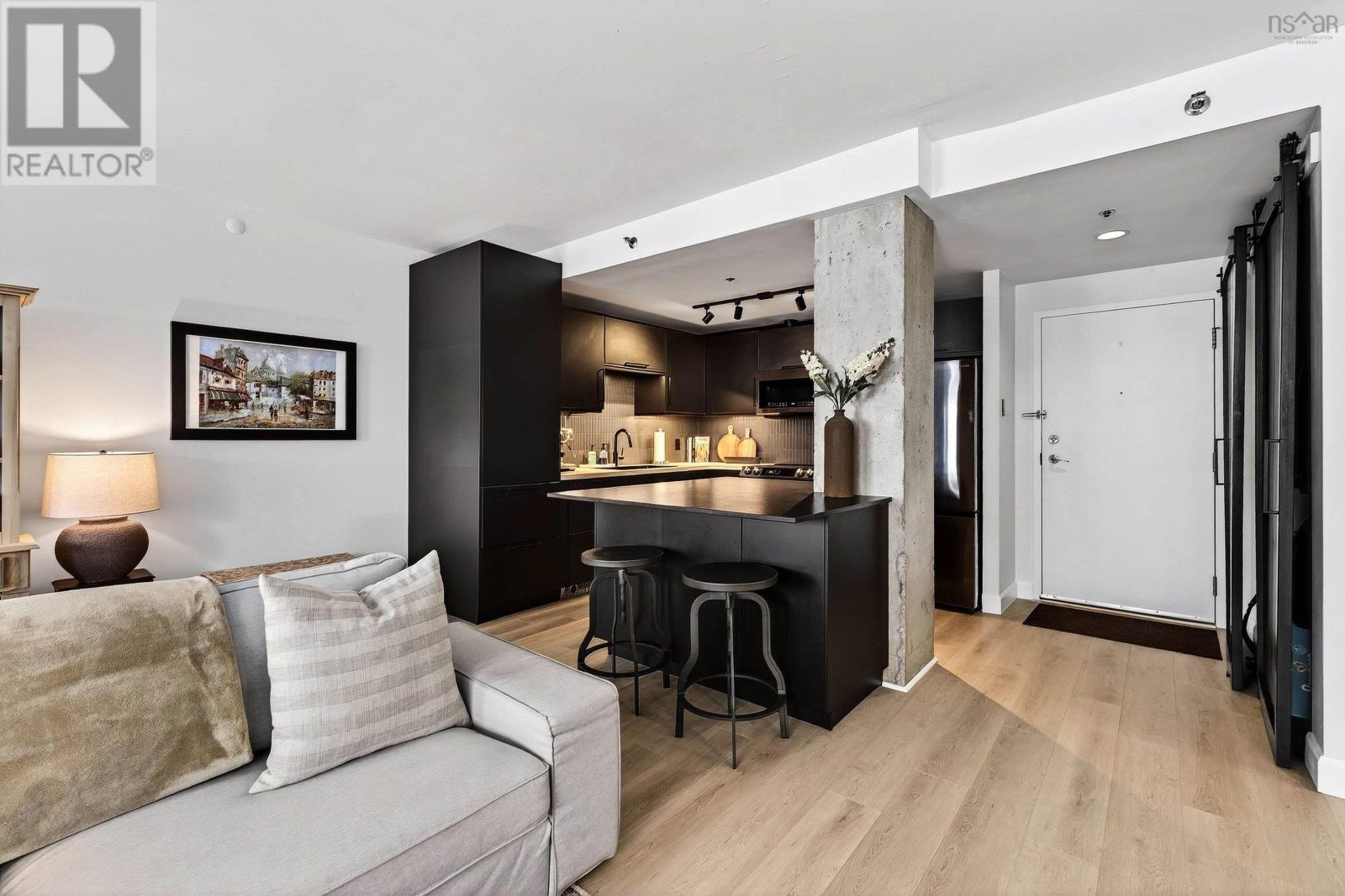 #214 1326 LOWER WATER STREET - 10