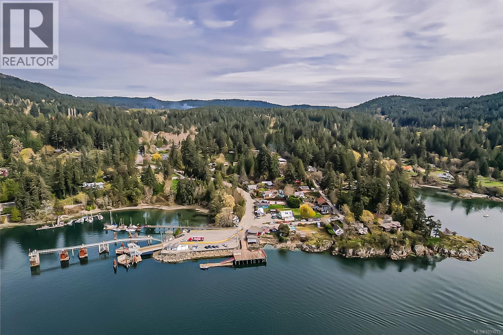 111 Morningside Rd, Salt Spring