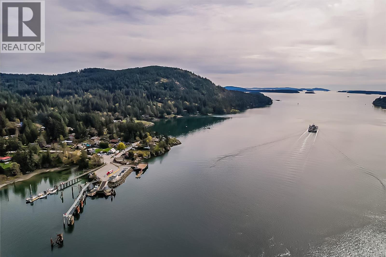 111 Morningside Rd, Salt Spring