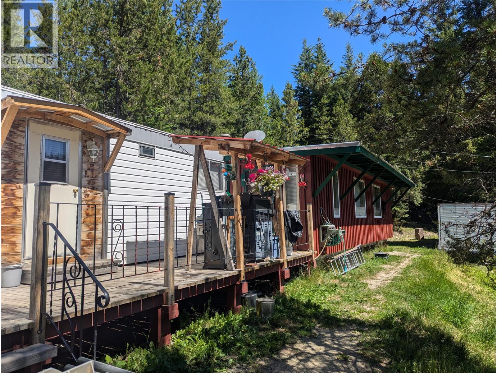 7160 China Valley Road, Chase