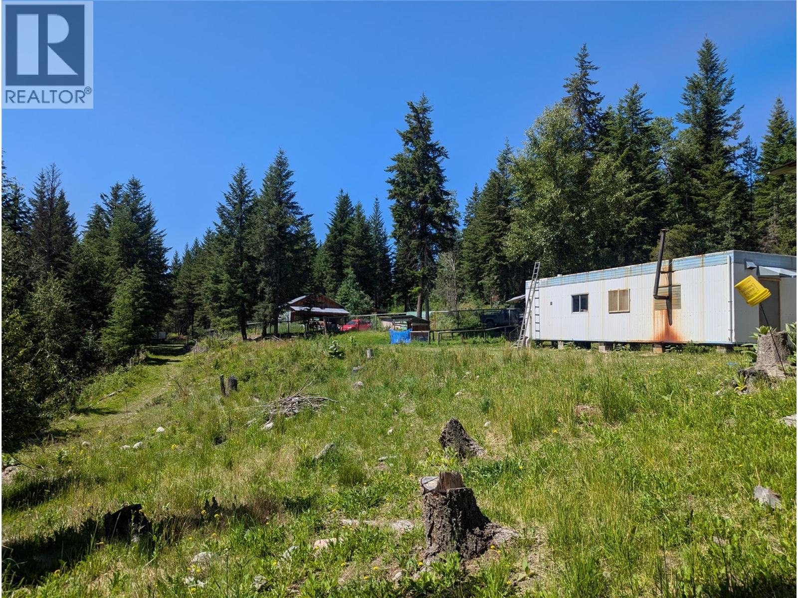 7160 China Valley Road, Chase