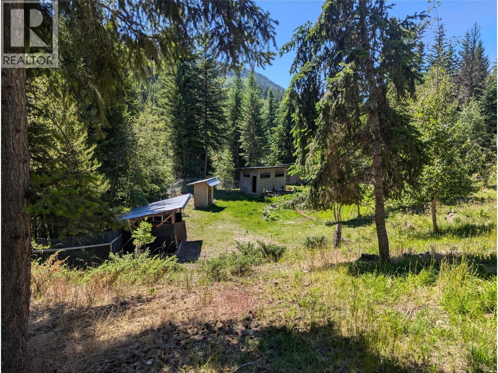 7160 China Valley Road, Chase