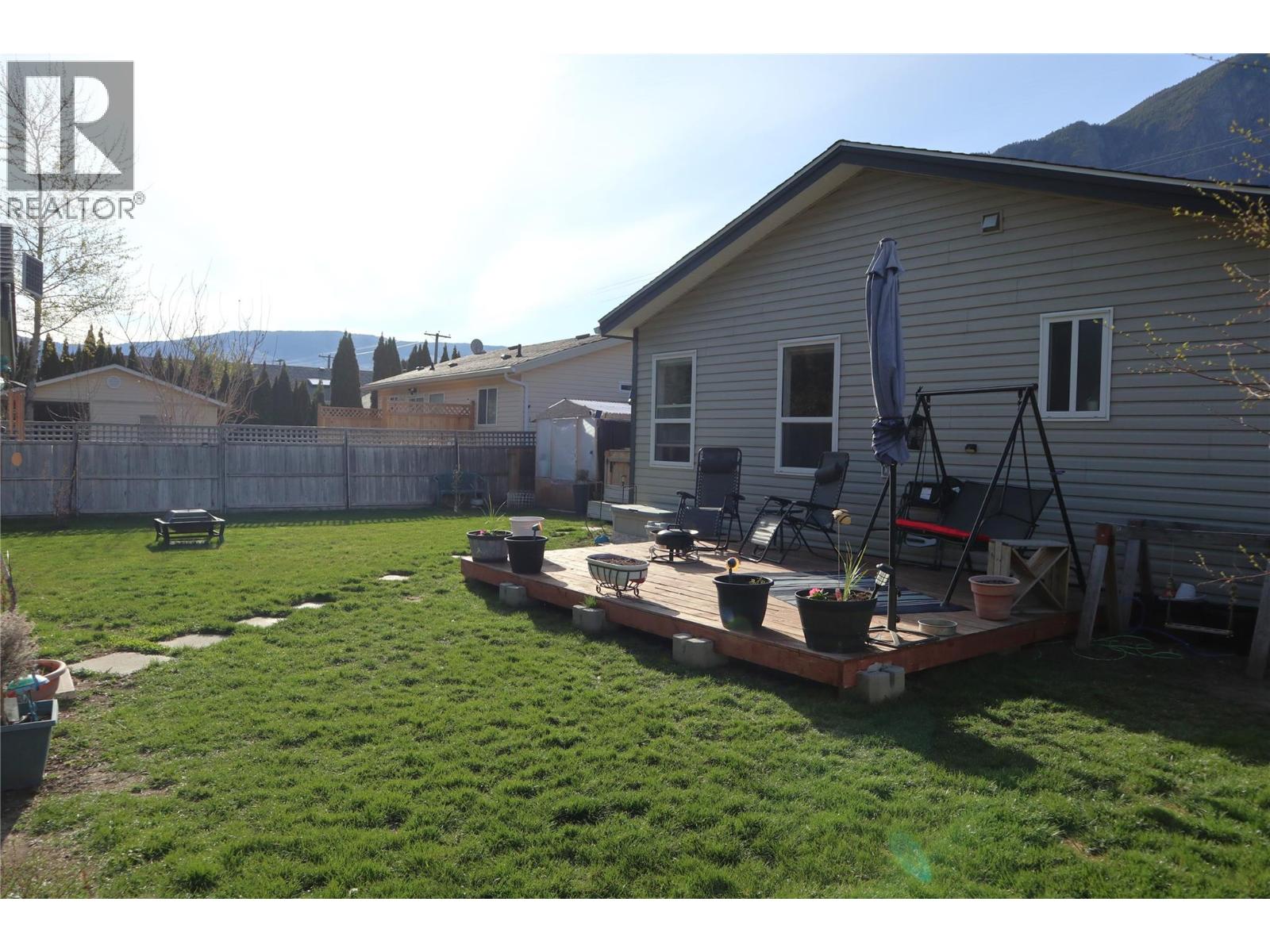 604 10TH AVENUE - 33