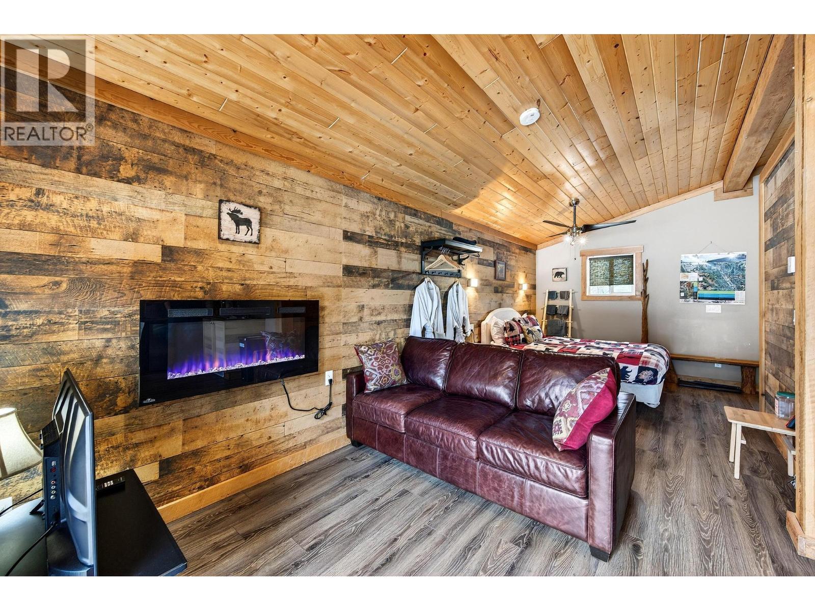 B-1732 Oberg Johnson Road, Golden