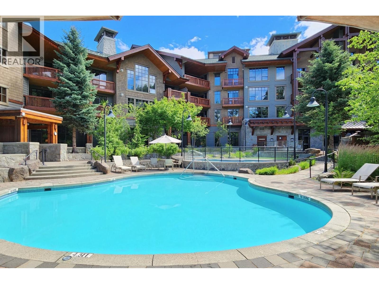 614 2202 GONDOLA WAY, Whistler