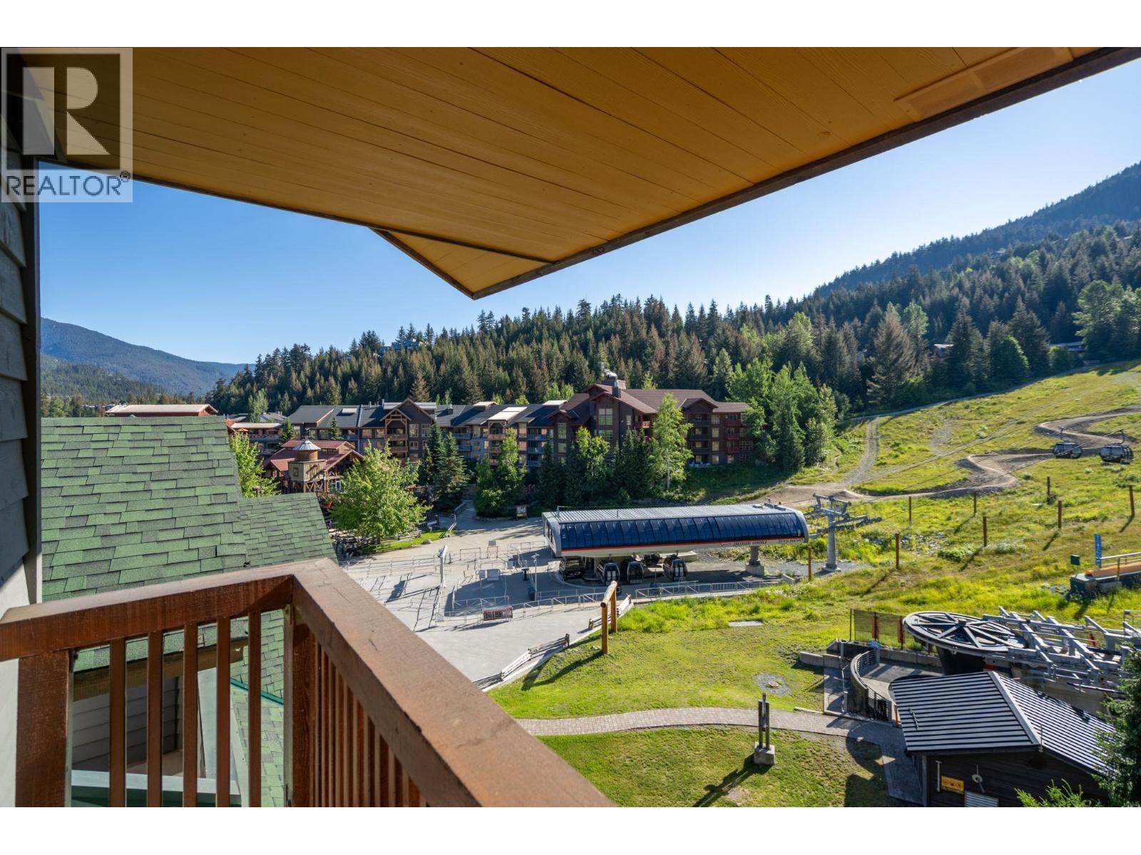 614 2202 GONDOLA WAY, Whistler
