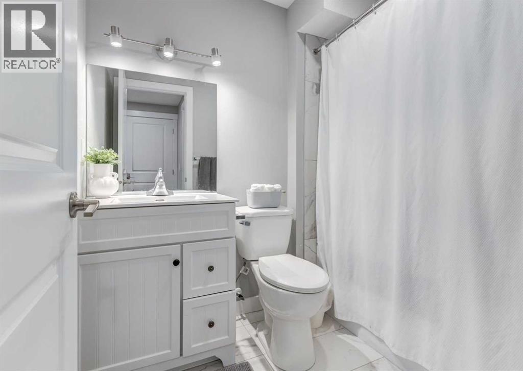 Single Family House for Sale in  Autumn Crescent SE Auburn Bay Calgary 