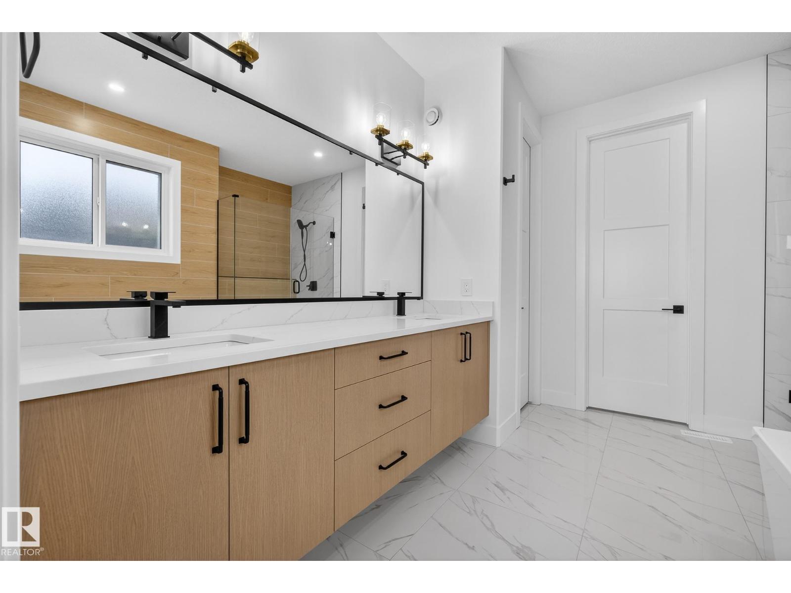 34 Avonlea WY, Spruce Grove