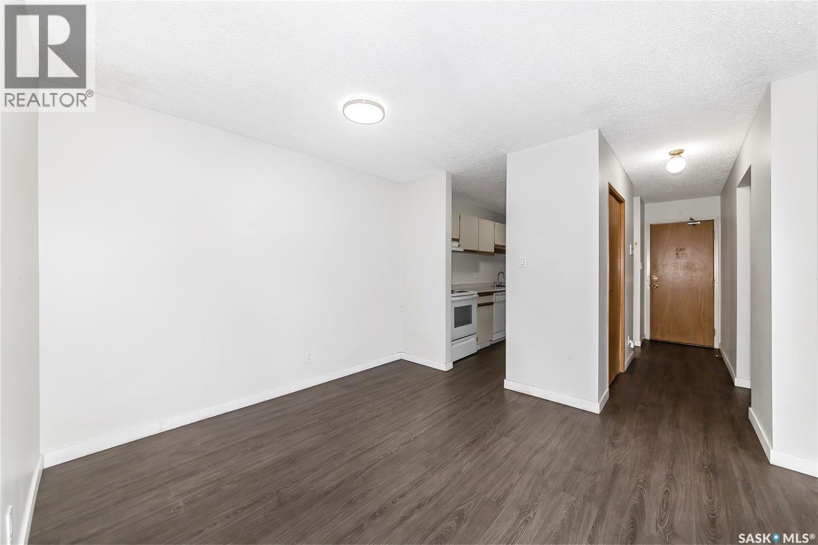 #204 345 Kingsmere BOULEVARD - 14