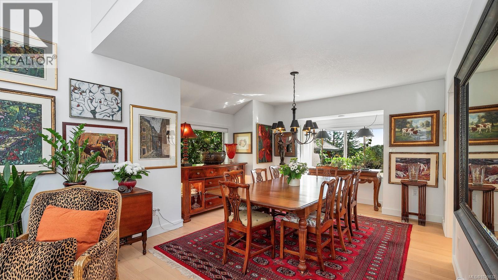 11007 Cedar Lane, North Saanich