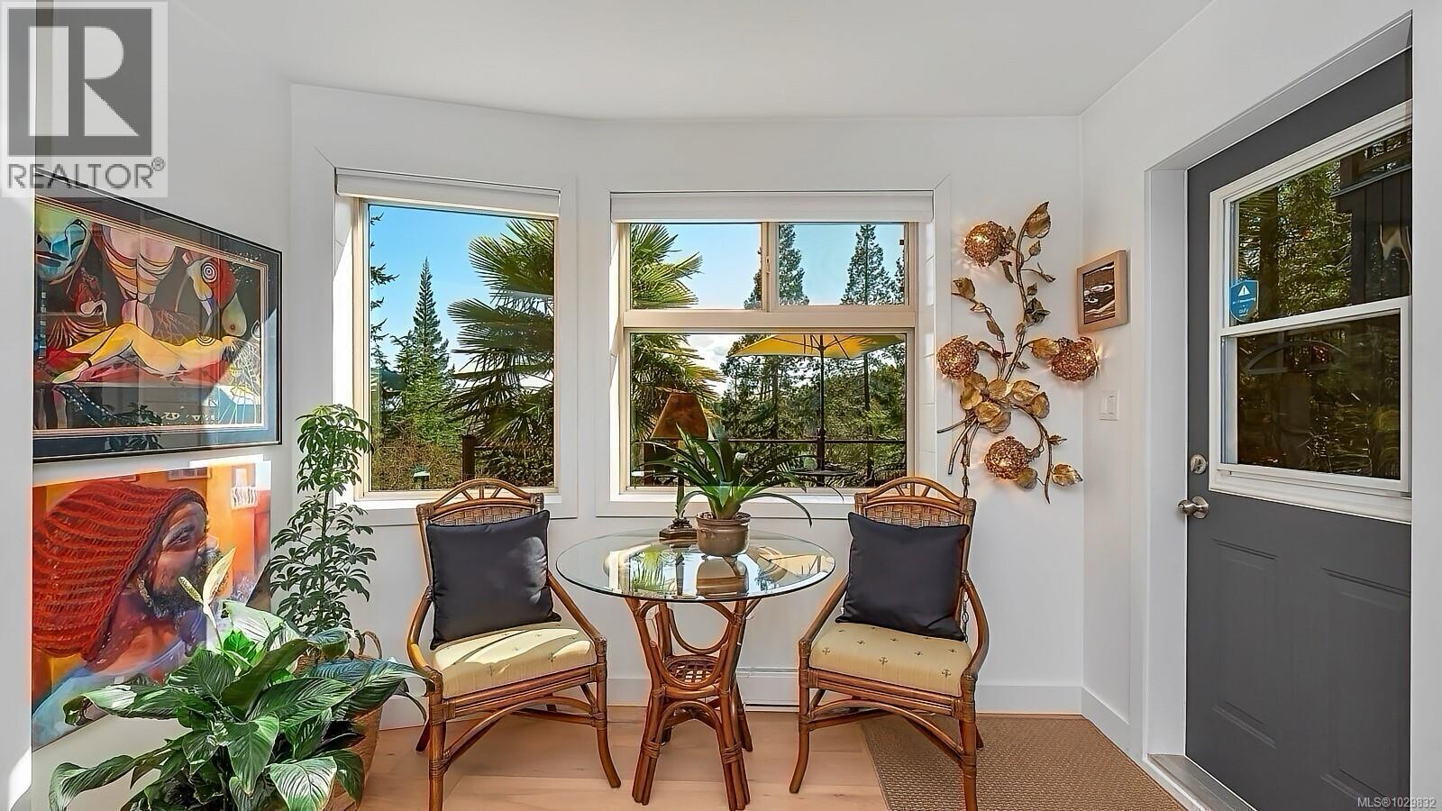 11007 Cedar Lane, North Saanich