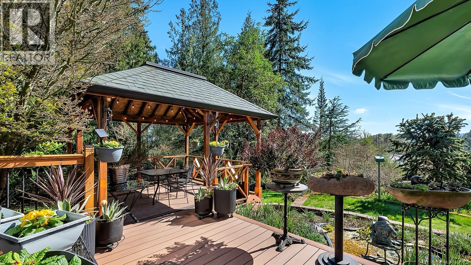 11007 Cedar Lane, North Saanich