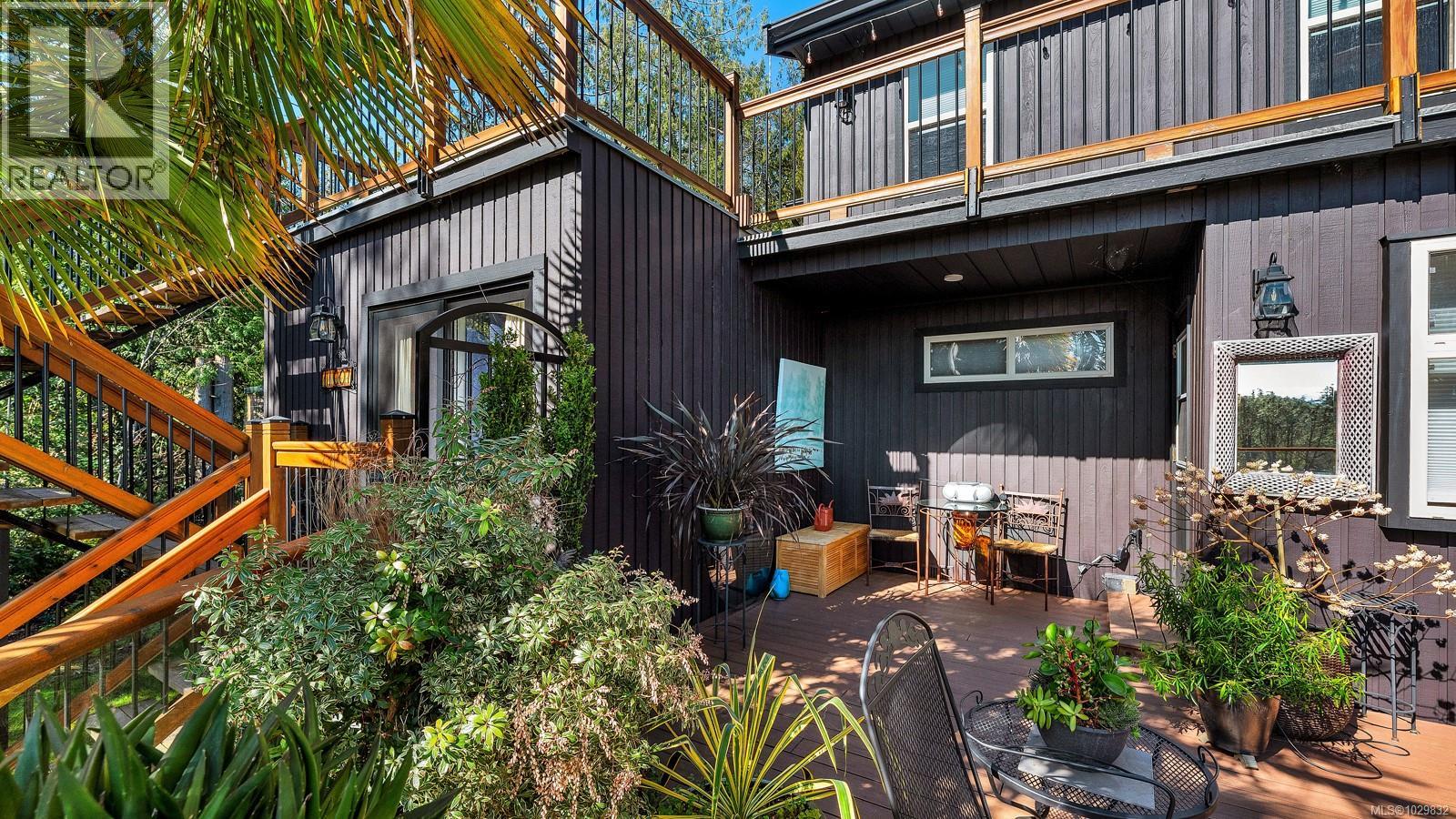 11007 Cedar Lane, North Saanich