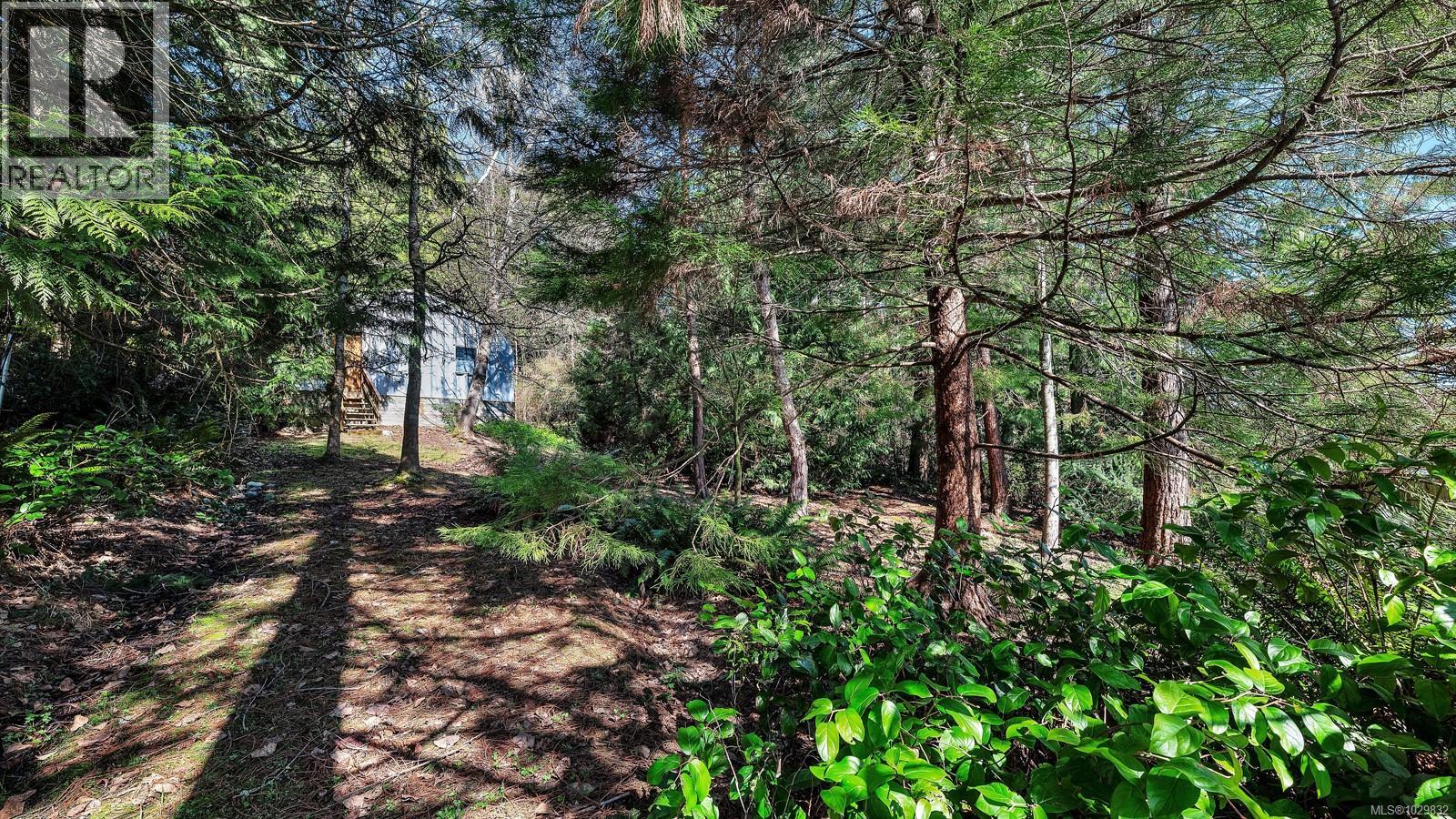 11007 Cedar Lane, North Saanich