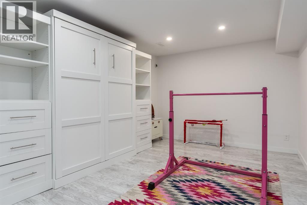 Single Family House for Sale in  Chapalina Heights SE Chaparral Calgary 