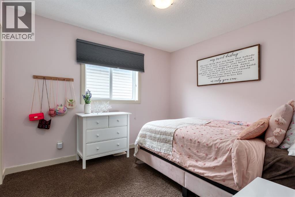 Single Family House for Sale in  Chapalina Heights SE Chaparral Calgary 