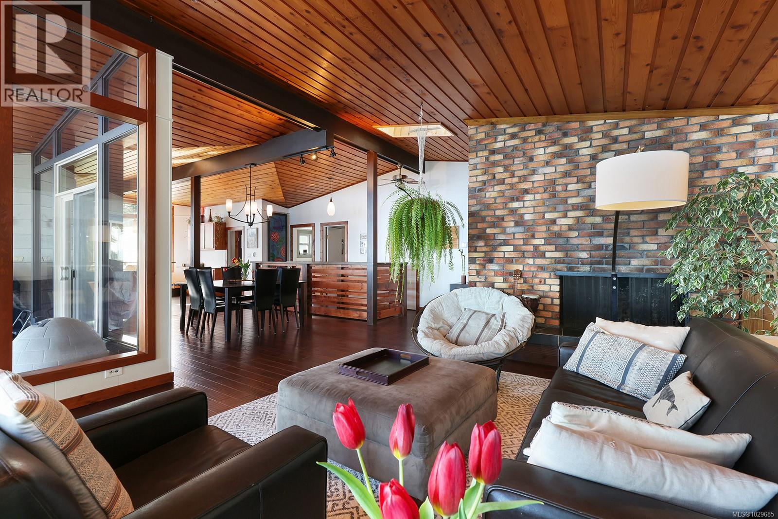 5862 ALDERGROVE DR - 16