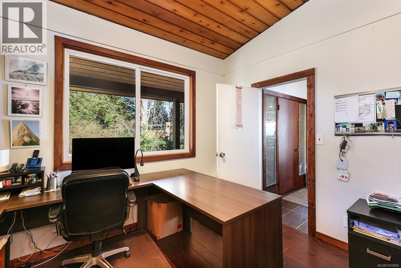 5862 ALDERGROVE DR - 27