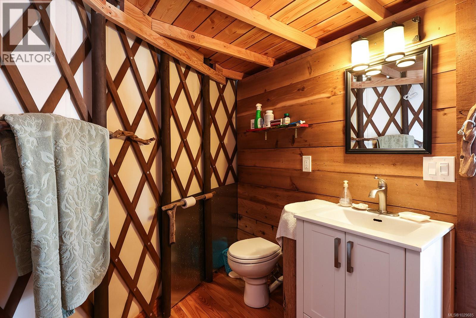 5862 ALDERGROVE DR - 53