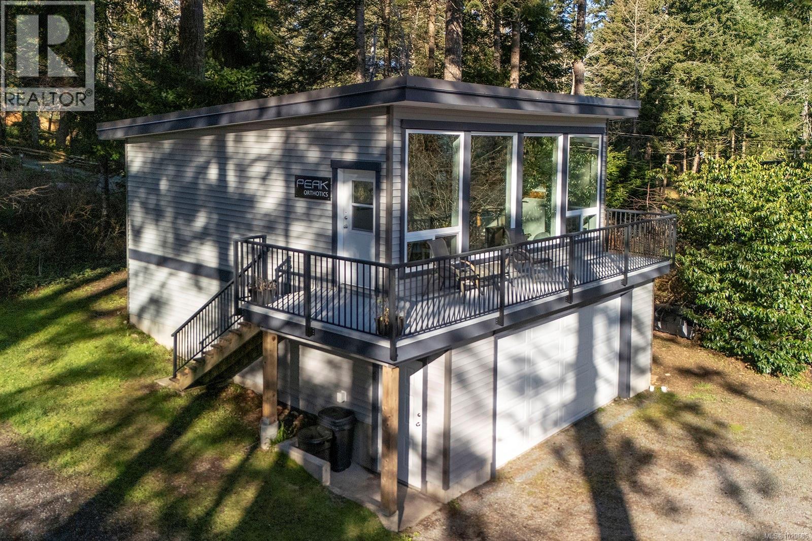 5862 ALDERGROVE DR - 39