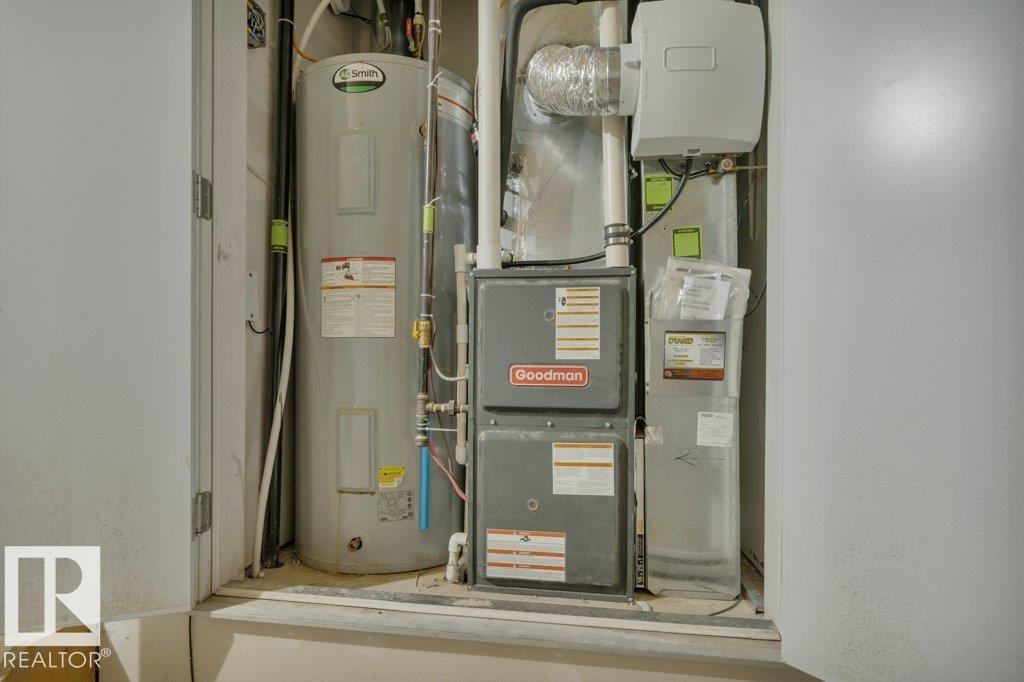 #13 13003 132 AV NW, Edmonton