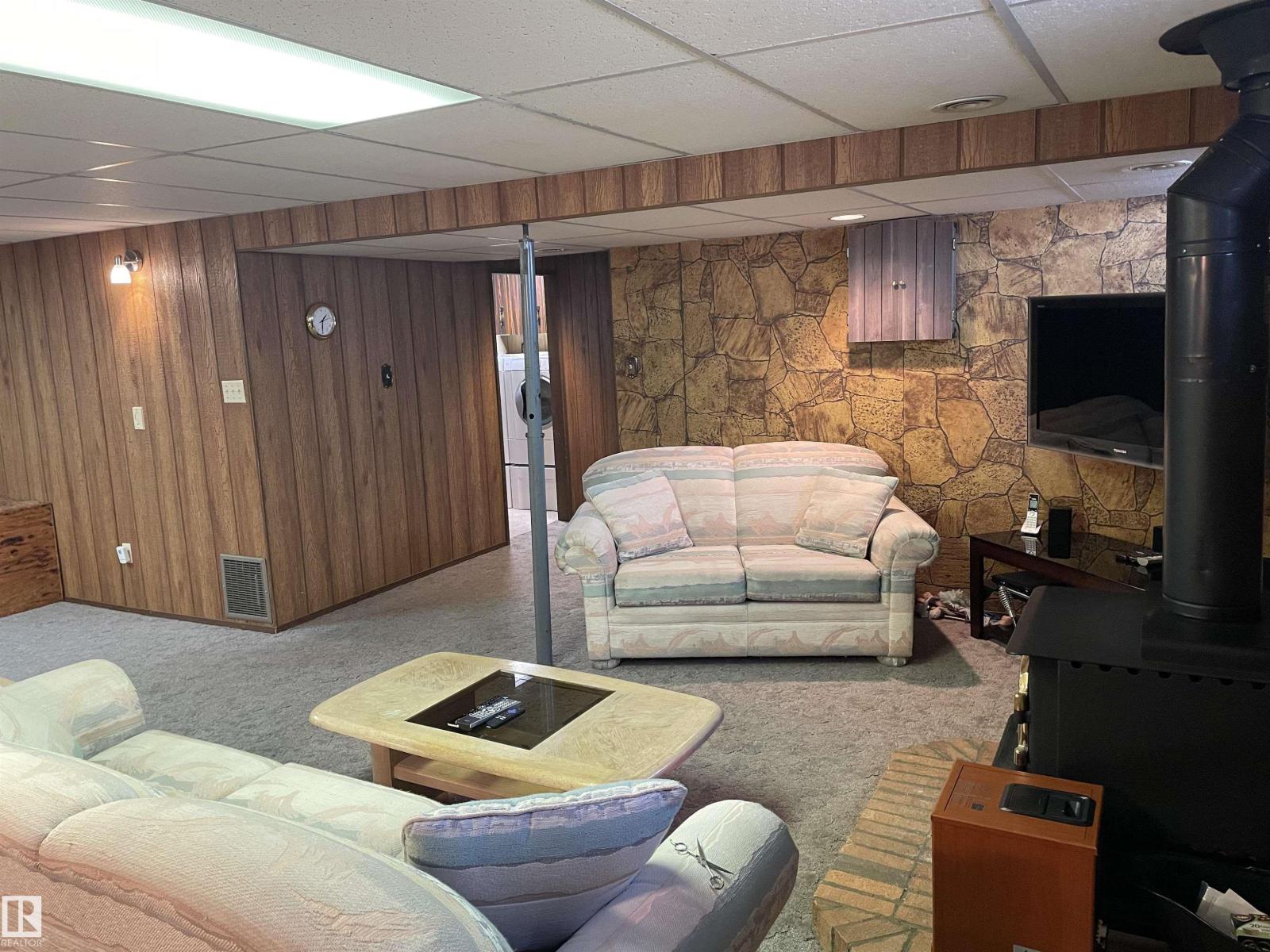 14212 30 ST NW, Edmonton