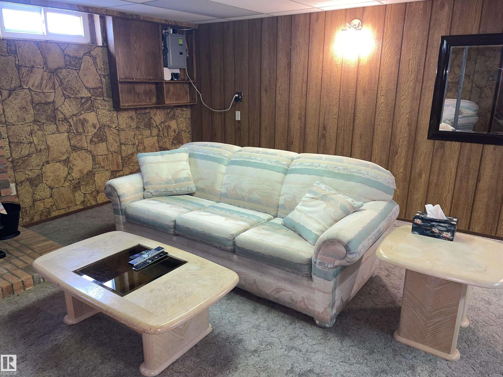 14212 30 ST NW, Edmonton