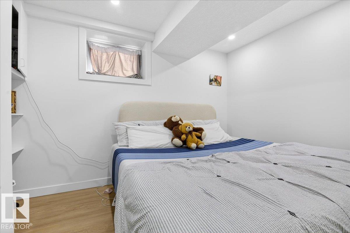 13111 82 ST NW, Edmonton